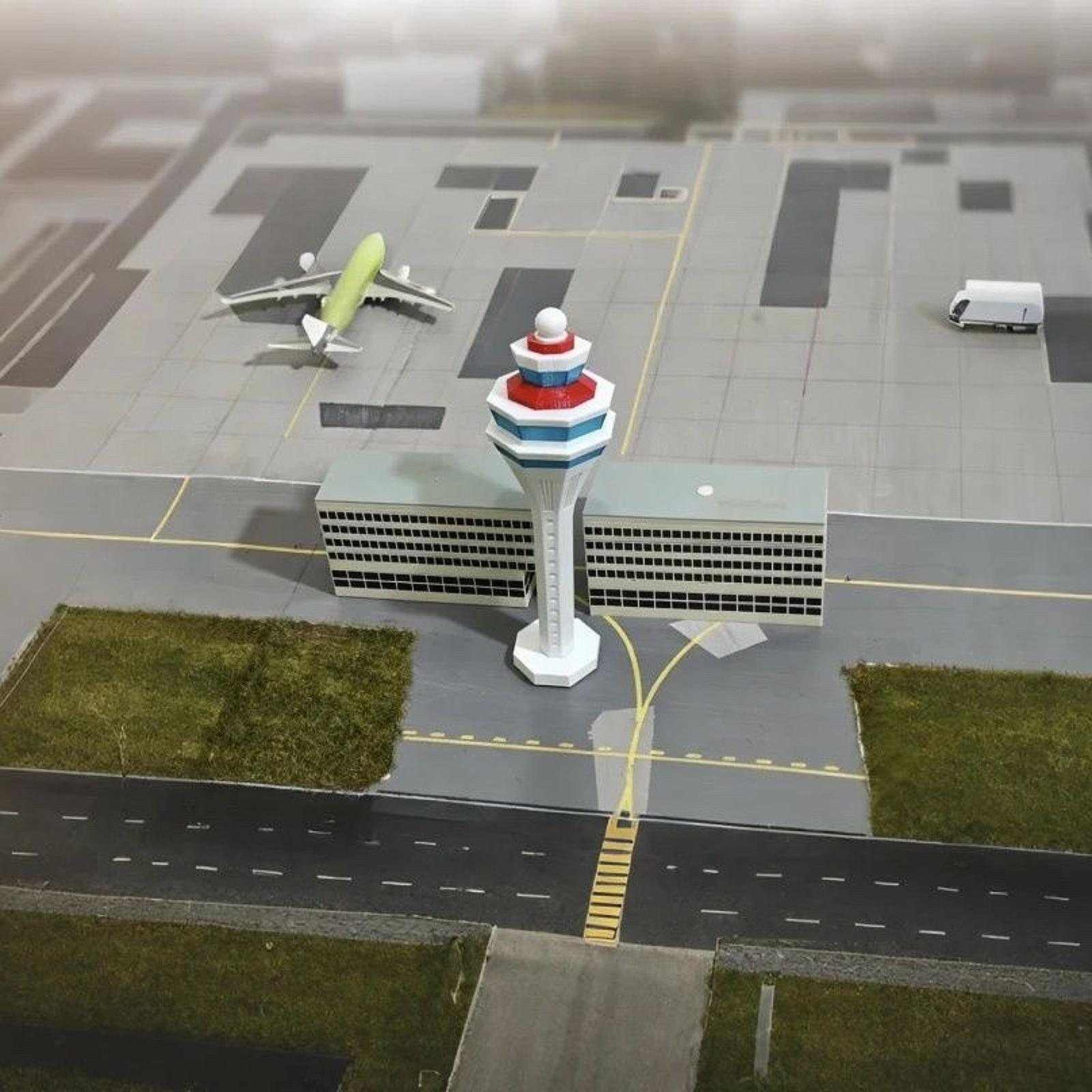 1:400 Airport Control Tower Mo - Home Office Simulator recension och pris