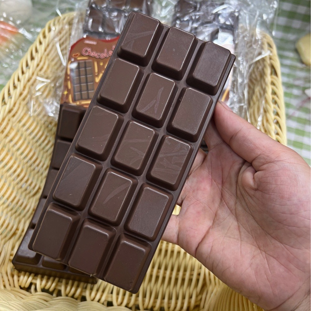 Simulated Chocolate Squeeze To - Home Office Simulator recension och pris